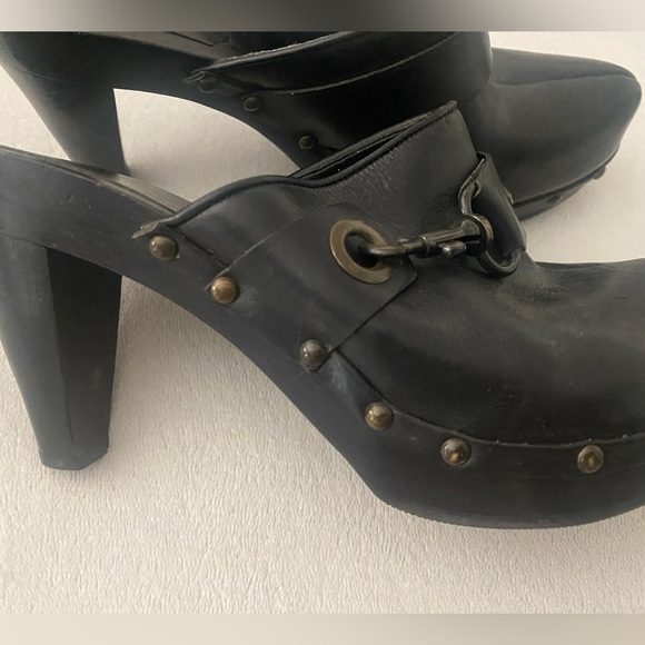 Enzo Angiolini leather studded mule heels - Picture 2 of 12